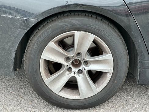 Used 2012 BMW 528i Sedan image 24