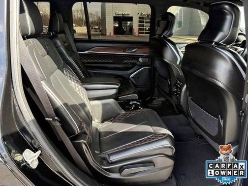 Used 2023 Jeep Grand Cherokee L Summit w/ Advanced Protech Group IV image 18