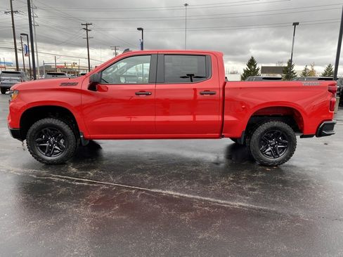 New 2025 Chevrolet Silverado 1500 Custom Trail Boss w/ Dark Appearance Package image 4