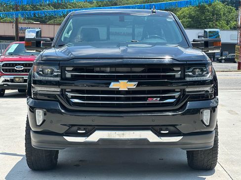 Used 2017 Chevrolet Silverado 1500 LTZ Z71 w/ LTZ Plus Package AWD/4WD image 2