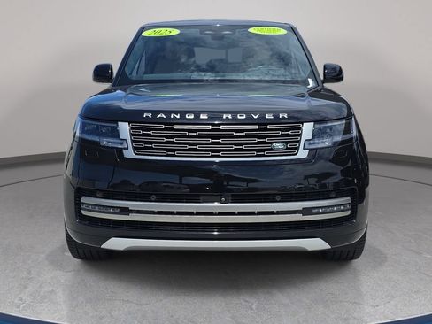 Used 2025 Land Rover Range Rover Long Wheelbase SE AWD/4WD image 2