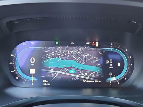 Used 2023 Volvo S60 B5 Plus image 14