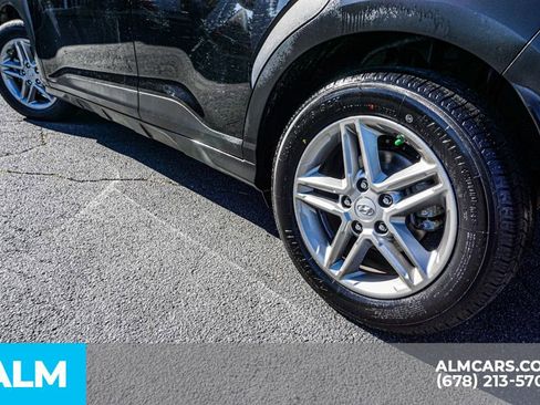 Used 2021 Hyundai Kona SE image 16