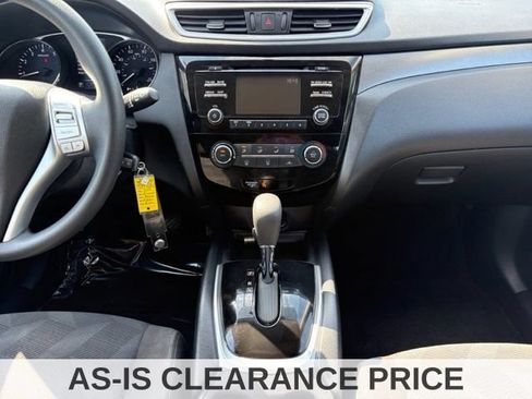 Used 2015 Nissan Rogue S AWD/4WD image 11