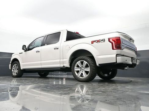Used 2017 Ford F150 Platinum w/ Equipment Group 701A Luxury AWD/4WD image 23