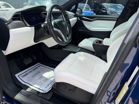 Used 2017 Tesla Model X 75D AWD/4WD image 12