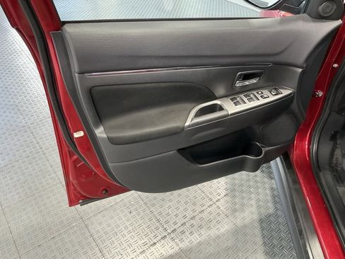 Used 2021 Mitsubishi Outlander Sport SE image 23