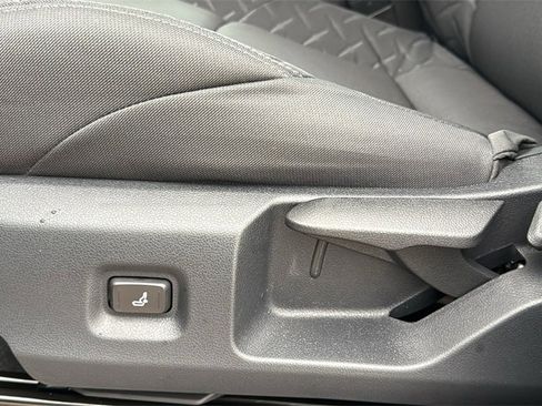 New 2025 Toyota Tacoma SR5 image 12