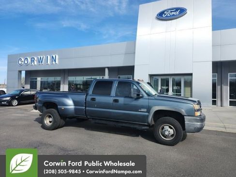 Used 2006 Chevrolet Silverado 3500 LT w/ Heavy-Duty Power Package image 3