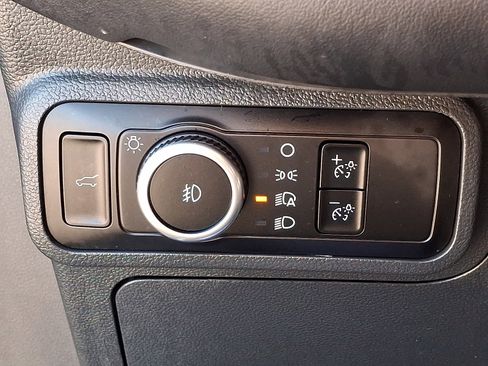 Certified 2025 Ford Explorer ST-Line w/ Premium Package image 28