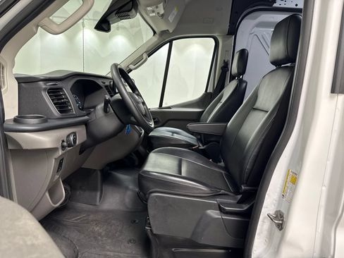 Used 2024 Ford Transit 250 148 High Roof RWD image 24
