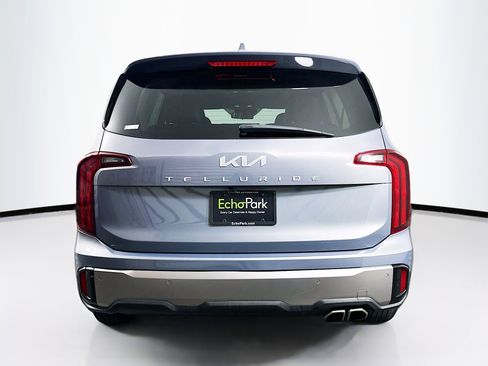 Used 2025 Kia Telluride S FWD image 7