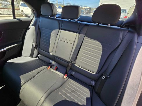 Used 2025 Mercedes-Benz C 300 4MATIC Sedan image 18