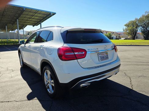 Used 2017 Mercedes-Benz GLA 250 4MATIC image 6