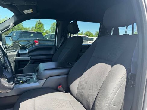 Used 2017 Ford F150 XLT w/ Equipment Group 302A Luxury AWD/4WD image 10