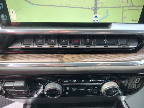 Used 2023 Chevrolet Silverado 1500 LT Trail Boss w/ Protection Package image 31