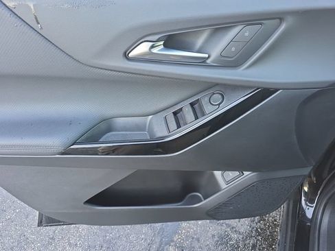 Certified 2026 Chevrolet Equinox LT w/ Convenience Package II FWD image 10