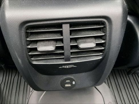 Used 2021 Ford Mustang Mach-E Premium image 12