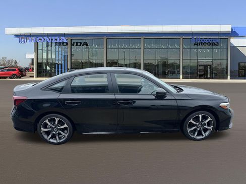 Used 2026 Honda Civic Sport Touring image 5