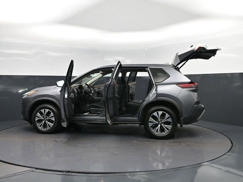 Used 2023 Nissan Rogue SV FWD image 42