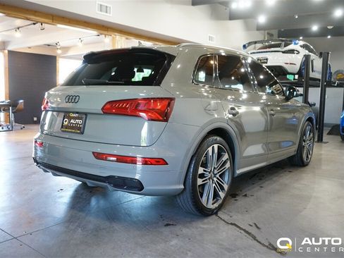 Used 2019 Audi SQ5 Premium Plus w/ Premium Plus Package AWD/4WD image 4