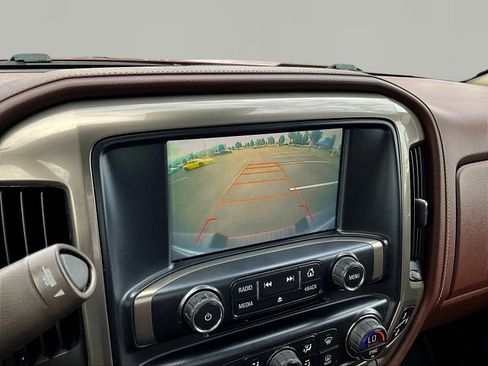 Used 2017 Chevrolet Silverado 1500 High Country AWD/4WD image 14