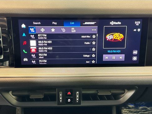 Used 2025 Porsche Cayenne image 15