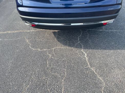 Used 2018 Honda Pilot Touring image 5