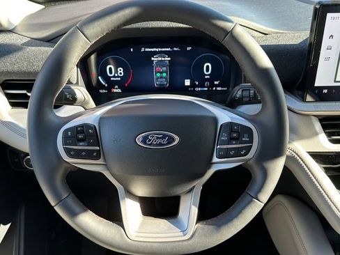 New 2026 Ford Explorer Active w/ Active Comfort Package AWD/4WD image 25