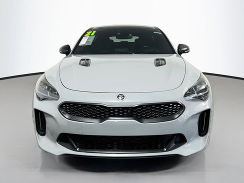Used 2021 Kia Stinger GT2 AWD/4WD image 11