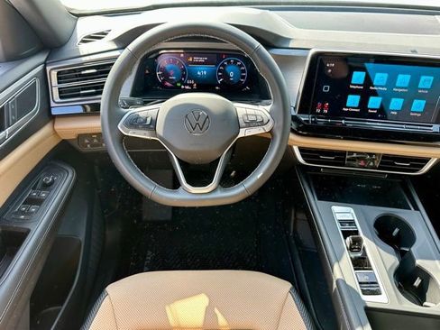 New 2026 Volkswagen Atlas Cross Sport SE AWD/4WD image 15