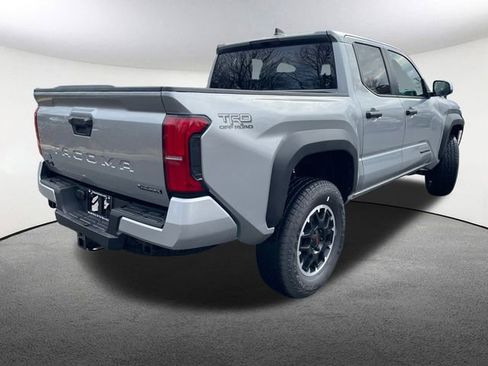 New 2025 Toyota Tacoma TRD Off-Road image 15