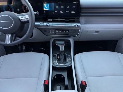 Used 2024 Hyundai Kona SEL FWD image 26