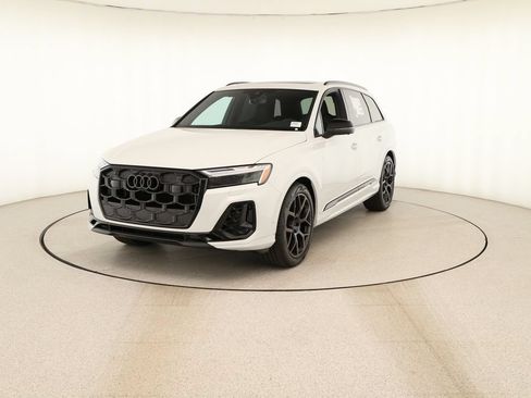 New 2026 Audi SQ7 Premium Plus AWD/4WD image 12