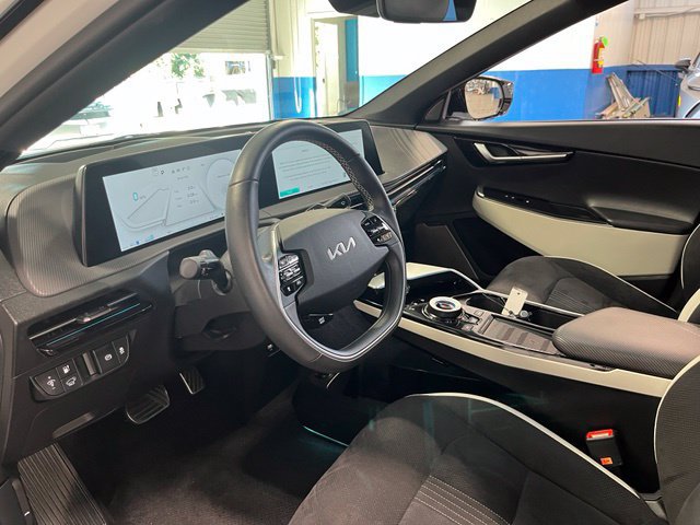 Used 2024 Kia EV6 GT-Line RWD image 23