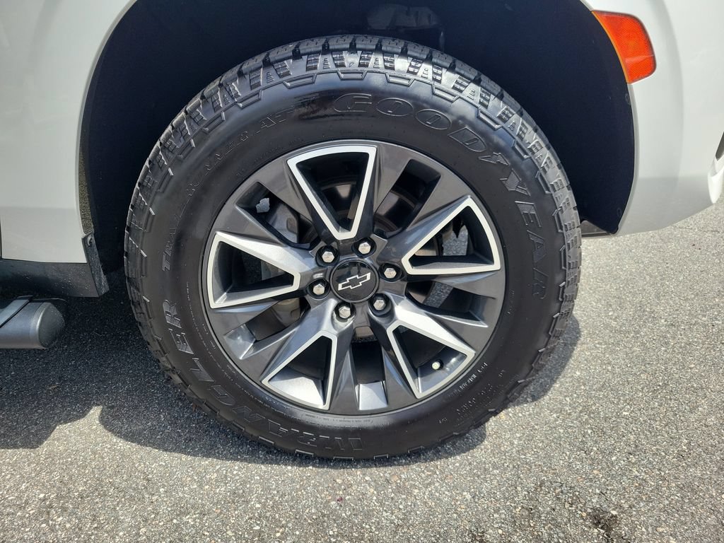Used 2022 Chevrolet Tahoe Z71 AWD/4WD image 6