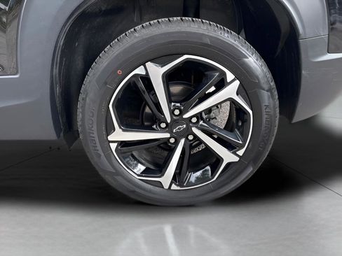 Used 2023 Chevrolet TrailBlazer RS AWD/4WD image 8