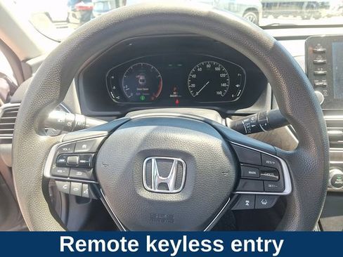 Used 2018 Honda Accord EX image 5