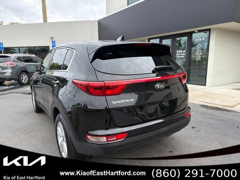 Used 2019 Kia Sportage LX AWD/4WD image 10