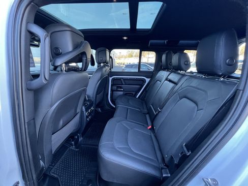 Certified 2023 Land Rover Defender 110 V8 image 31