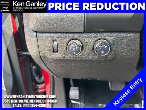 Used 2018 Chevrolet Colorado Z71 AWD/4WD image 12