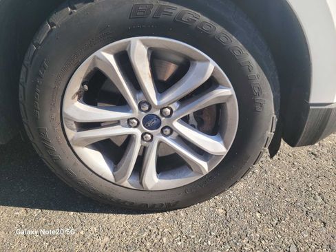 Used 2019 Ford Edge SEL w/ Equipment Group 201A image 9