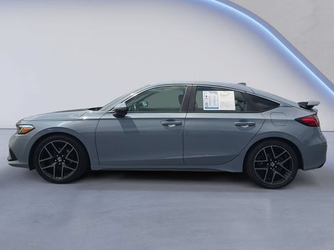 Used 2022 Honda Civic Sport Touring image 2