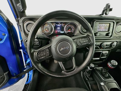 Used 2021 Jeep Wrangler Unlimited Sport AWD/4WD image 11