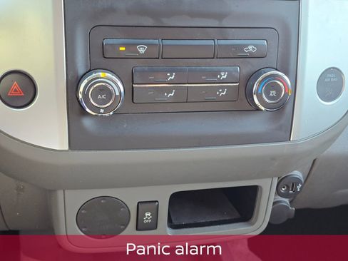 Used 2018 Nissan Frontier SV image 22