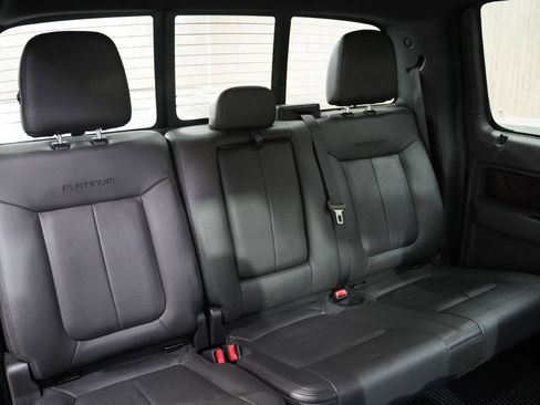Used 2014 Ford F150 Platinum image 33