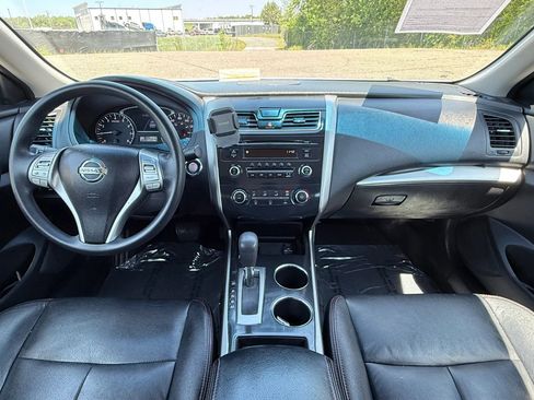 Used 2014 Nissan Altima 2.5 S image 3