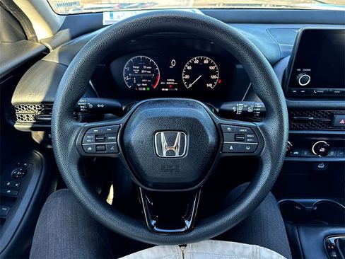 Used 2025 Honda HR-V LX image 14