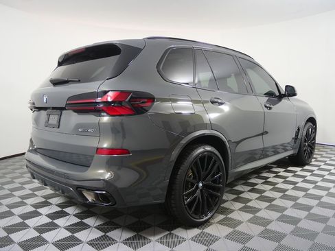 Certified 2025 BMW X5 sDrive40i w/ M Sport Package image 3