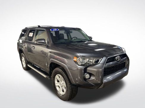Certified 2019 Toyota 4Runner SR5 Premium AWD/4WD image 7